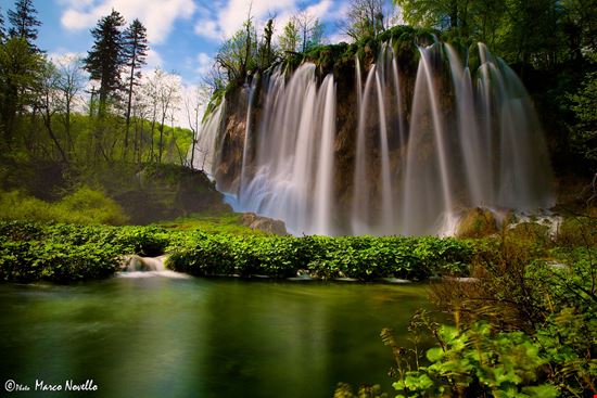 La cascata Una delle più belle cascate che si possono ammirare a Plitvice  